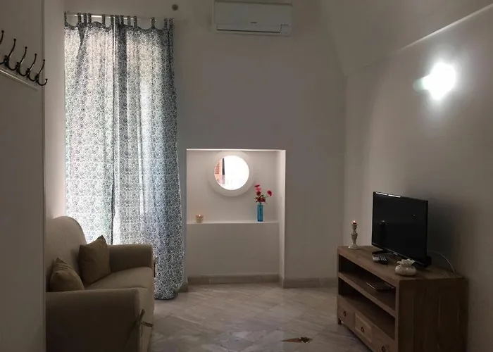 Petali Rosa - Dimora Sirene Guest house 3*